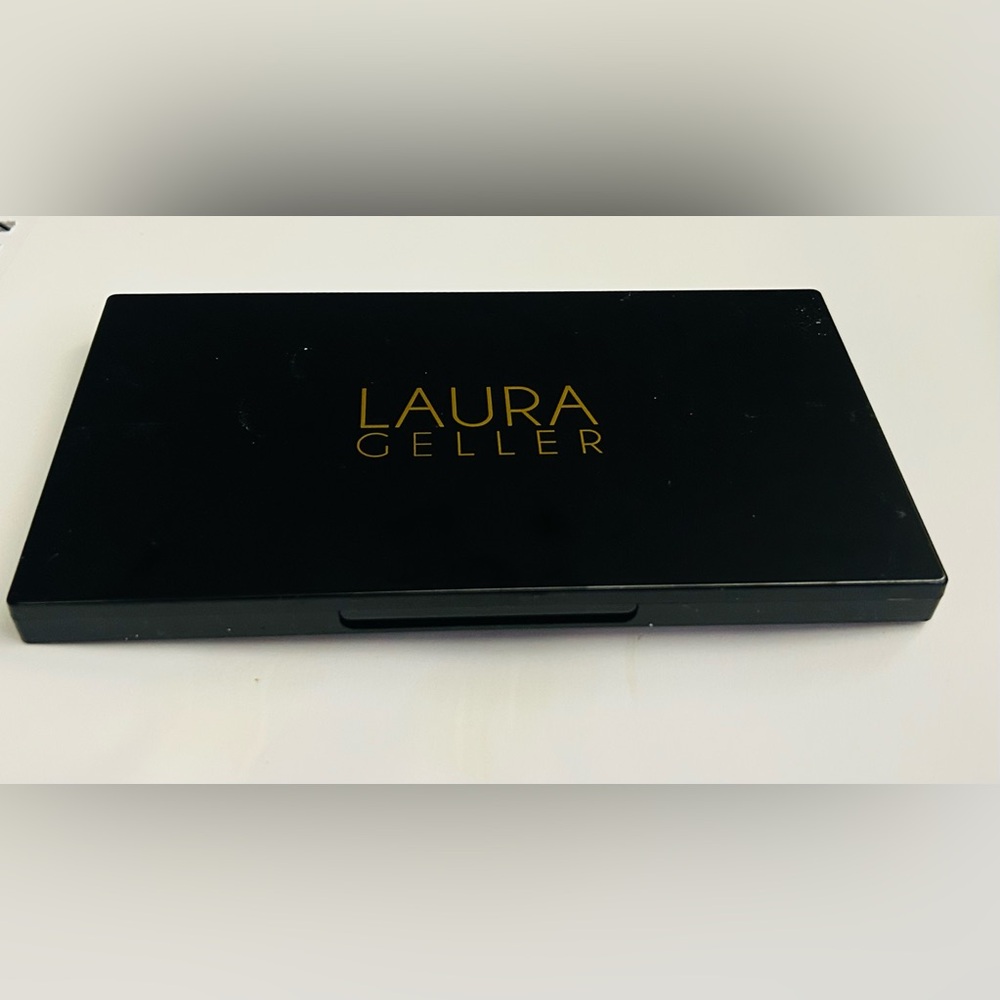 New Laura Geller Passport to Pretty Eyeshadows Blushes Bronzer Highlighter - Picture 4 of 16